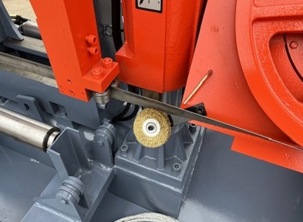 江汉GW4240双立柱龙门卧式带锯床使用寿命长久
